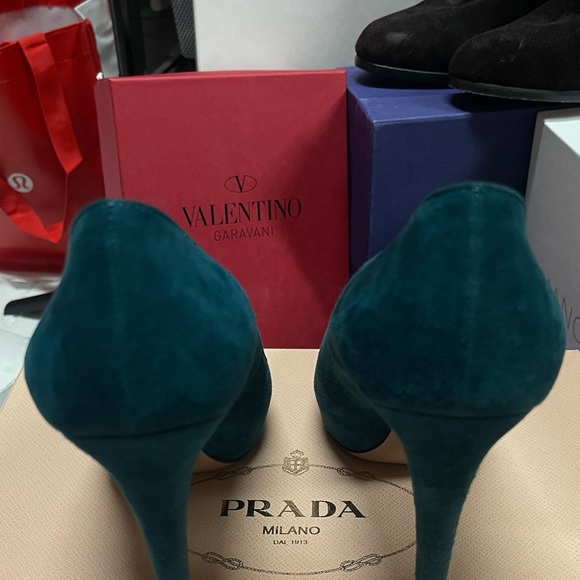 PRADA Heels - Picture 4 of 6